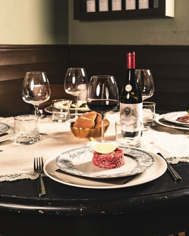 Tavola apparecchiata di Casa Piemonte Osteria Urbana